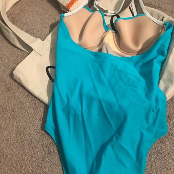 🌟NEW LORI COULTER ONE PEACE SWIMSUIT🌟 - Picture 5 of 8